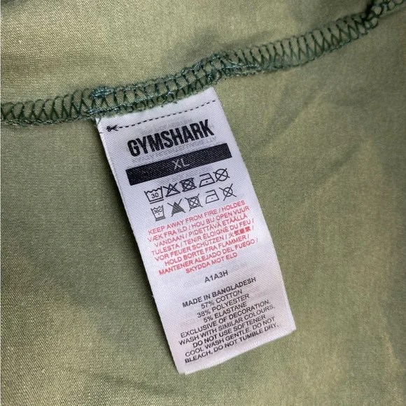 Gymshark CRITICAL T-SHIRT
Slim Fit - Picture 4 of 11